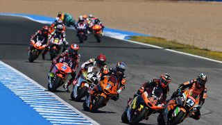Max Quiles steigt bei Aspar auf! Das gesamte Moto2-Starterfeld für 2027 in der Übersicht Max Quiles steigt bei Aspar auf! Das gesamte Moto2-Starterfeld für 2027 in der Übersicht
