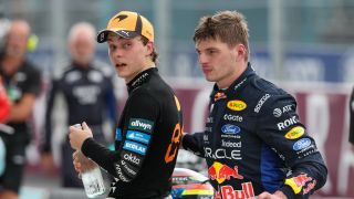 Zwangstausch mit Max Verstappen? Oscar Piastri wird bei Formel-1-Gerüchten deutlich Zwangstausch mit Max Verstappen? Oscar Piastri wird bei Formel-1-Gerüchten deutlich