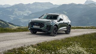 Neuer Audi Q3: Wie souverän bleibt das SUV, wenn der Asphalt en Neuer Audi Q3: Wie souverän bleibt das SUV, wenn der Asphalt en