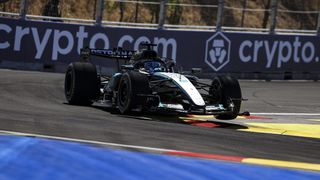 Wolff zweifelt an Russell-Plan