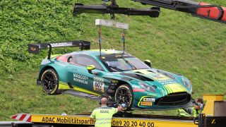 Gounon nach Crash an Hand verletzt
