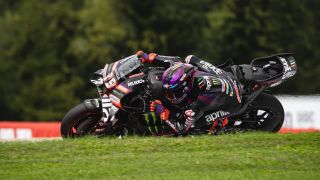 Acosta-Crash! Martin gewinnt Sprint