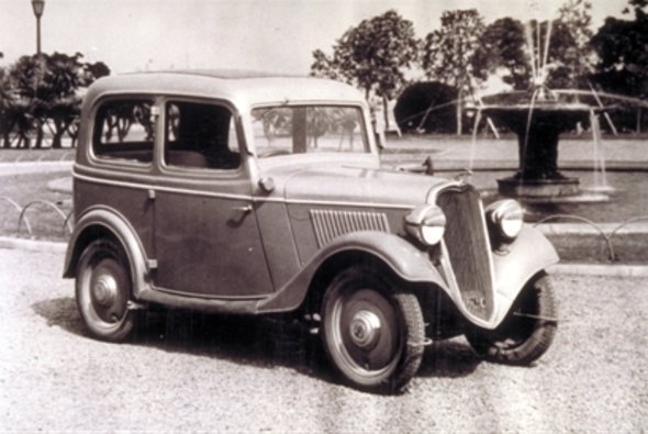 Der Typ 14 war das erste bezahlbare Fließbandauto Asiens - Foto: Nissan