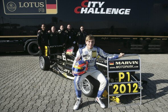 2012: Kirchhöfer gewinnt das ADAC Formel Masters mit Motopark - Foto: ADAC Formel Masters