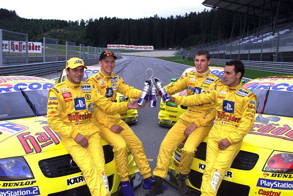 Abt-Team 2001: Christian Abt, Mattias Ekström, Martin Tomczyk, Laurent Aiello - Foto: Martin Tomczyk