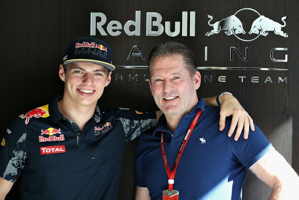 Inzwischen kümmert sich Red Bull um Verstappens Karriere - Foto: Red Bull