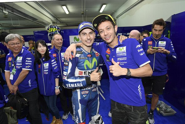 Sieben Jahre lang waren Rossi und Lorenzo Teamkollegen - Foto: Yamaha