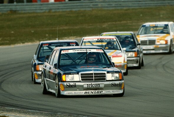 In den 1990er-Jahren feierte Mercedes in der DTM große Erfolge - Foto: Daimler AG