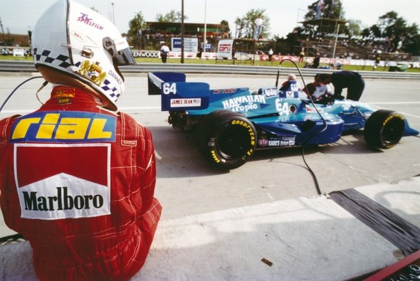 Christian Danner zog es nach der Formel 1 in die USA zu den IndyCars - Foto: Christian Danner