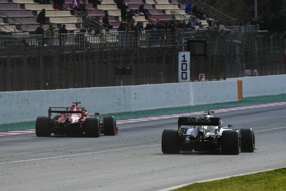 Die Formel-1-Autos der Saison 2020 bleiben noch länger erhalten - Foto: LAT Images