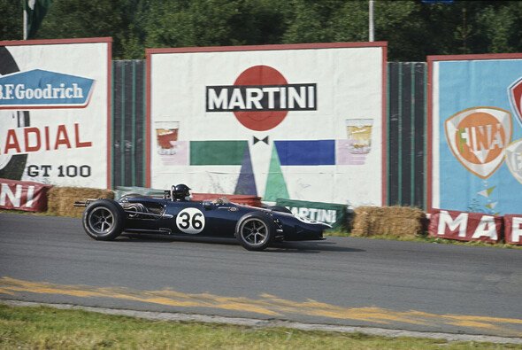 Dan Gurney auf dem Weg zum einzigen Formel-1-Sieg eines US-amerikanischen Autos - Foto: LAT Images