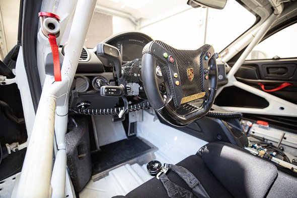 Das Space Drive System an Bord des Porsche Cayman 718 GT4 #58 - Foto: Schaeffler Paravan