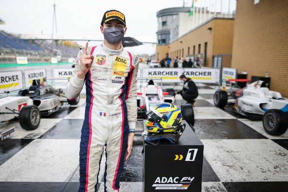Zweiter Saisonsieg für Victor Bernier - Foto: ADAC Formel 4