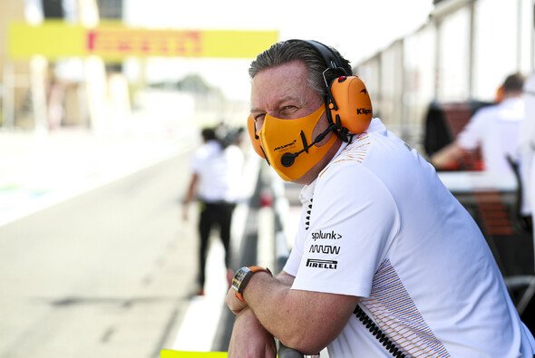 Zak Brown hat McLaren wieder salonfähig gemacht - Foto: LAT Images