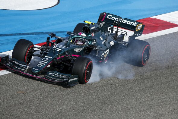 Sebastian Vettel auch bei Aston Martin fehleranfällig: Christian Danner zweifelt an seinem Landsmann. - Foto: LAT Images