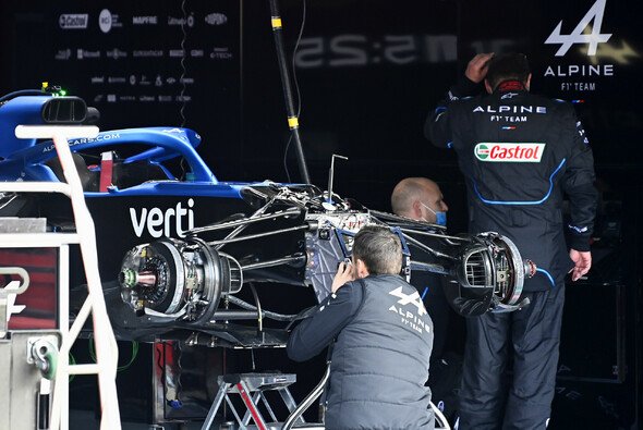 Die Formel 1 soll bei Technik-Fragen offener werden - Foto: LAT Images