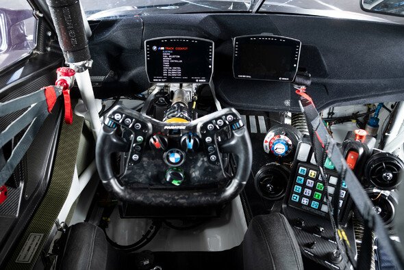 Ein Blick ins Innere des GT3-Renners - Foto: BMW M Motorsport