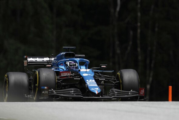 Alpine setzte 2021 in Österreich Kaderpilot Guanyu Zhou für ein Training ein - Foto: LAT Images
