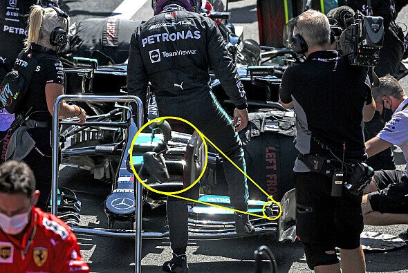 Mercedes reparierte den Unfallschaden am Auto von Lewis Hamilton, statt den Flügel zu wechseln - Foto: LAT Images