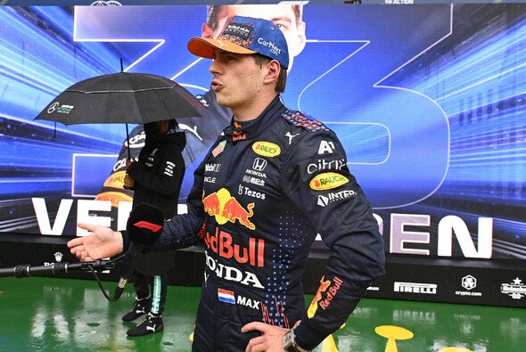 Max Verstappen hatte ein Rennen in Spa-Francorchamps kurzzeitig für möglich gehalten - Foto: LAT Images