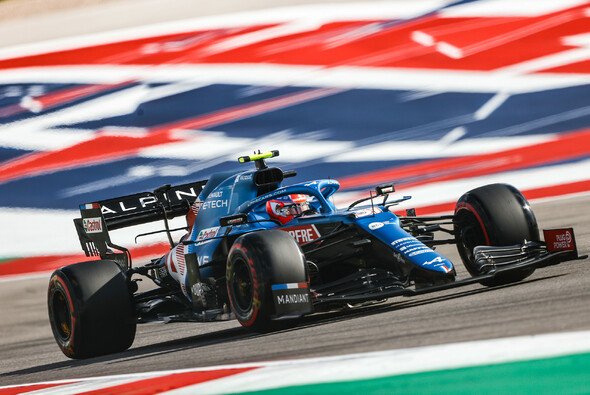 Esteban Ocon startet mit großen Ambitionen in die Formel-1-Saison 2022. - Foto: LAT Images
