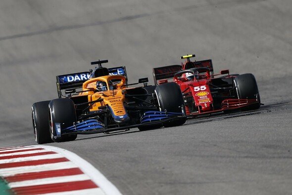 Ferrari befindet sich auf der Überholspur - Foto: LAT Images