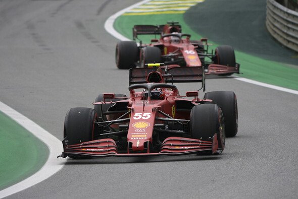 Ferrari wird den Sprint am Samstag von den Positionen sechs und sieben in Angriff nehmen - Foto: LAT Images