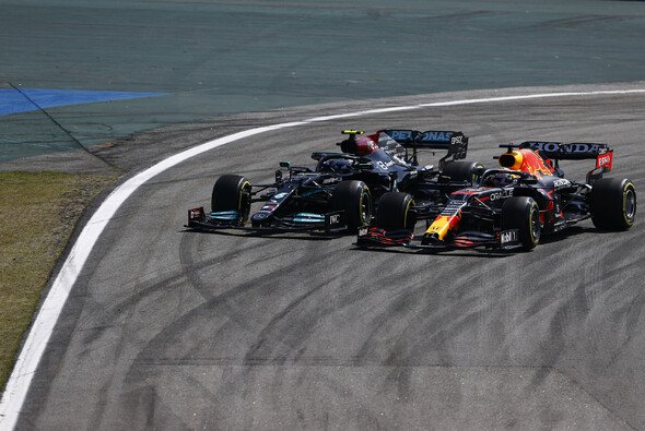 Verstappen vs. Hamilton: Wer hat in Katar die Nase vorne? - Foto: Daimler AG