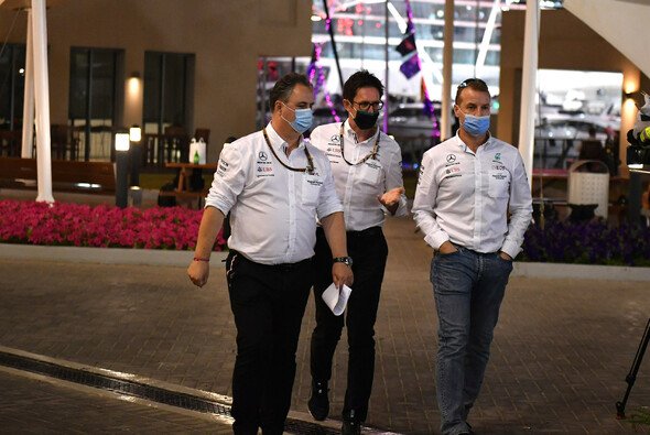 Mercedes legte nach dem Abu-Dhabi GP Protest gegen das Rennergebnis ein. - Foto: LAT Images