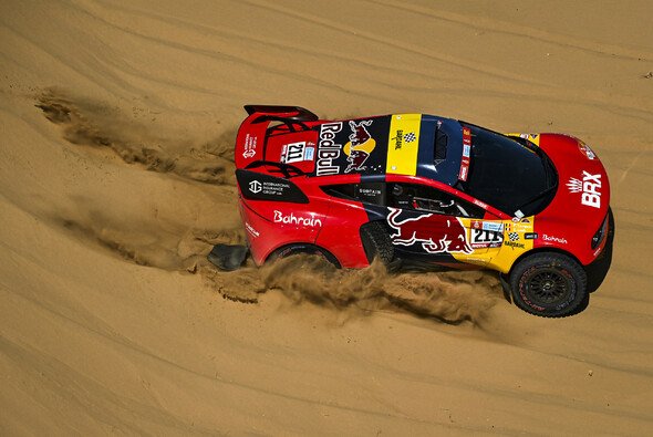 Loeb gewinnt Etappe 2 in Saudi Arabien - Foto: Red Bull