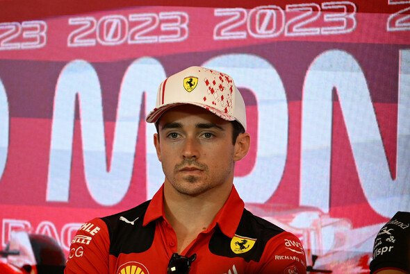 Charles Leclercs Chancen für ein Monaco-Podium wurden schon am Samstag zerstört - Foto: LAT Images