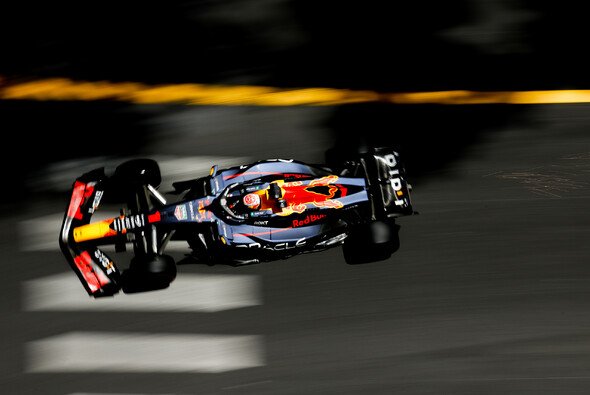 Eilt Max Verstappen (Red Bull Racing) in Monaco zum Sieg? - Foto: LAT Images