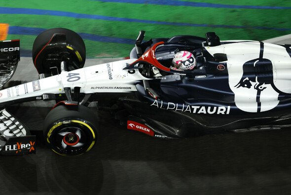 Liam Lawson holt in Singapur seine ersten Formel-1-Punkte - Foto: LAT Images