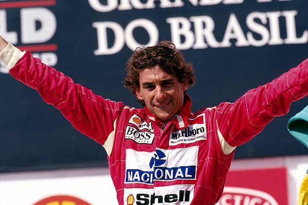 Senna Zum Besten Fahrer Aller Zeiten Gewahlt Formel 1
