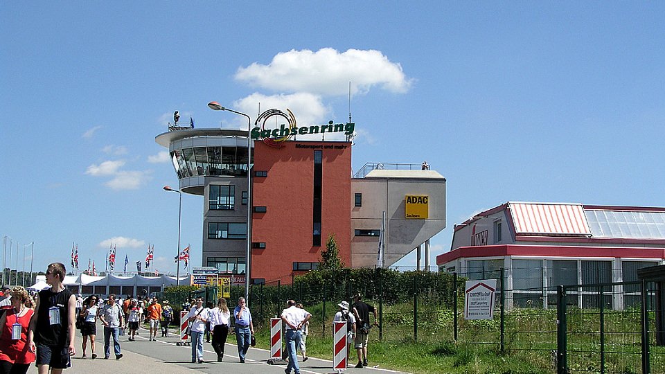 Der Kartenvorverkauf für den Sachsenring läuft auf Hochtouren., Foto: adrivo Sportpresse
