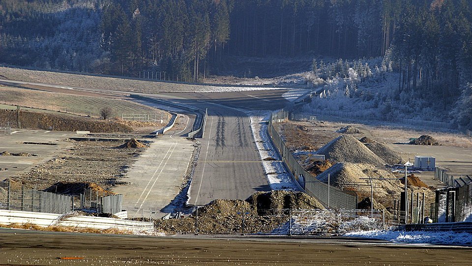 Die A1-Ring-Wüste soll in einem Jahr einer echten Baustelle weichen., Foto: adrivo Sportpresse