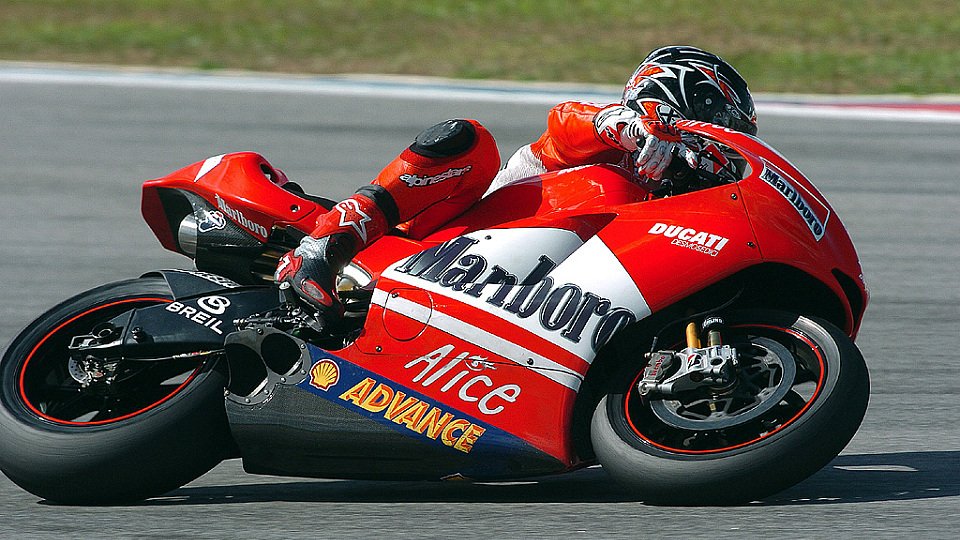Checa hatte heute noch ein paar Probleme mit seiner Hand., Foto: Ducati