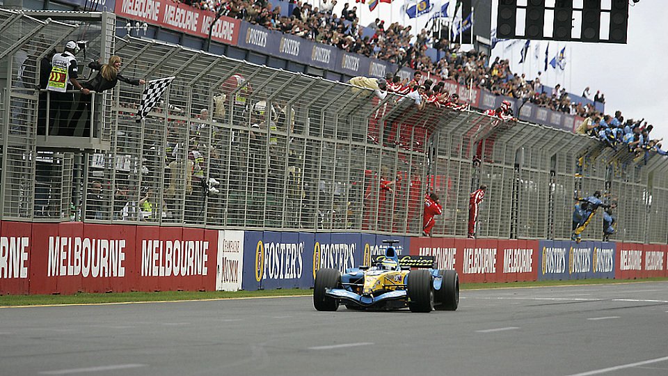 Flavio Briatores Team unterhielt die Fans mit einem Auftaktsieg., Foto: Renault