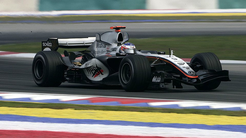 Kimi Räikkönen hofft auf einen positiven Bahrain GP., Foto: West