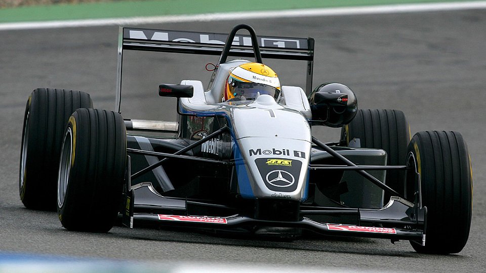 Lewis Hamilton in Pau auf Pole, Foto: Sutton