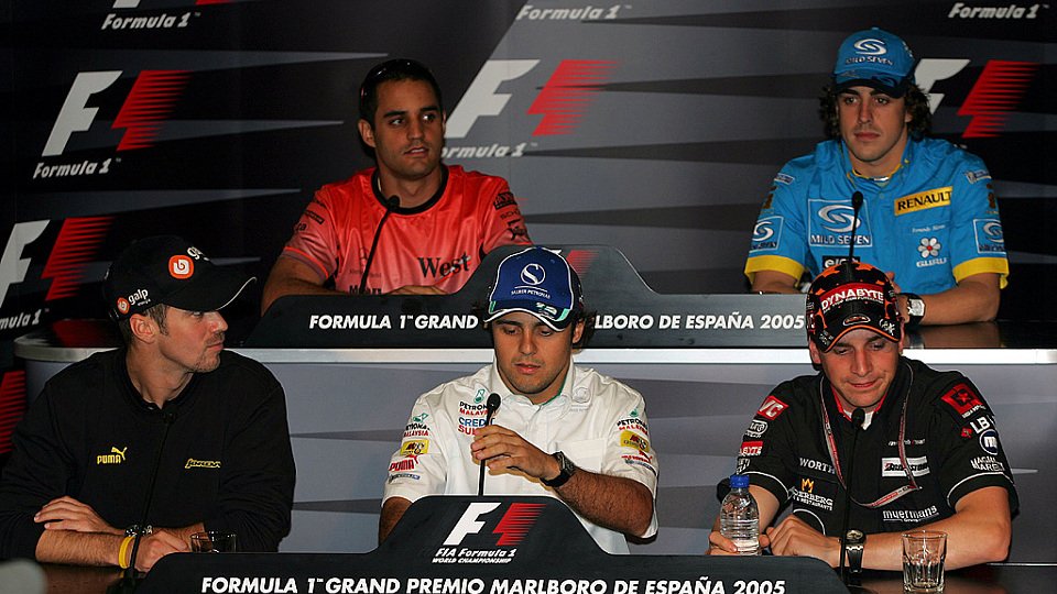 Die fünf Gäste bei der FIA-Pressekonferenz..., Foto: Sutton