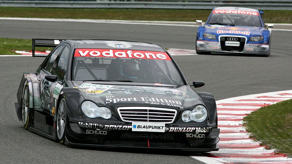 Beim skandinavischen Duell in Spa hatte Häkkinen die Nase vorn, Foto: Sutton