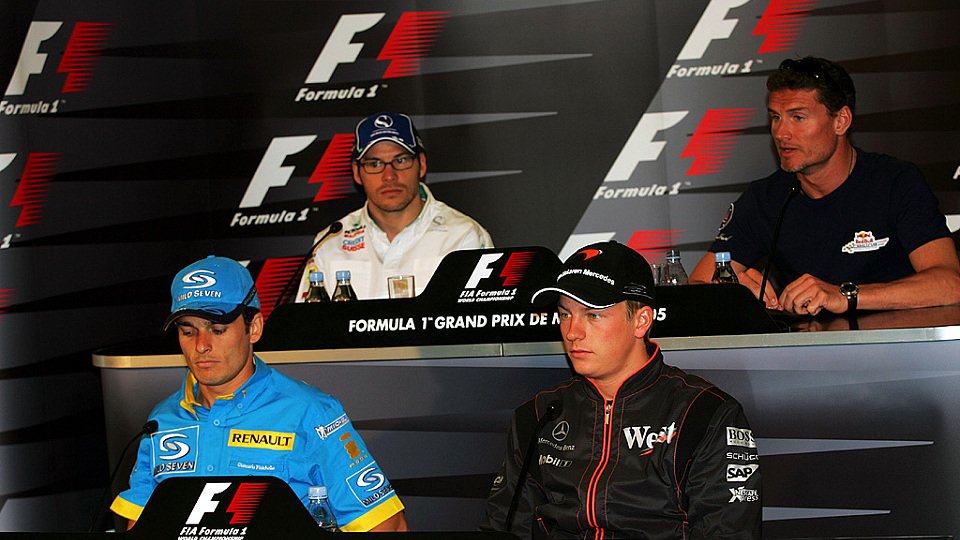 Die PK-Gäste: Vorne Fisichella und Räikkönen, hinten Villeneuve und Coulthard., Foto: Sutton