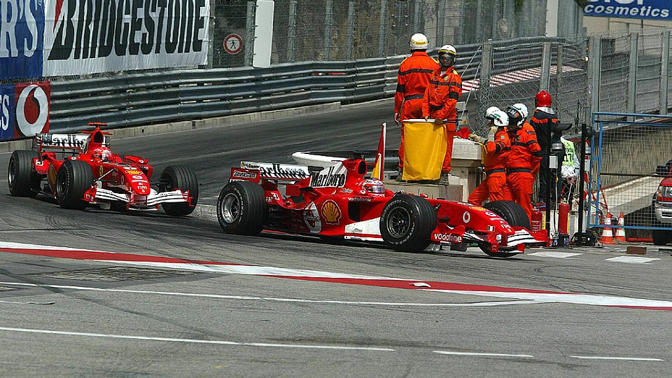 Michael Schumacher jagte Rubens Barrichello - und überholte ihn., Foto: Bridgestone