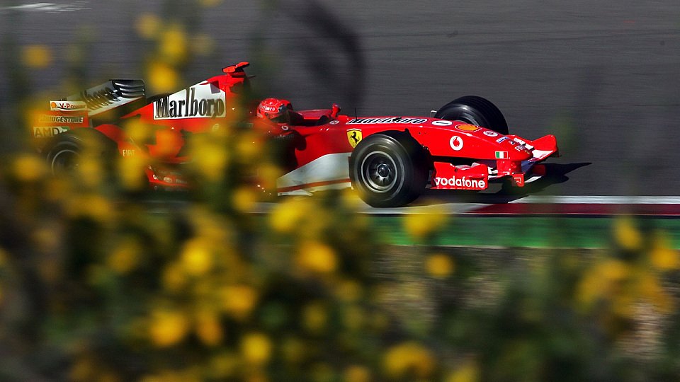 Michael Schumacher baut auf das Rennen., Foto: Sutton