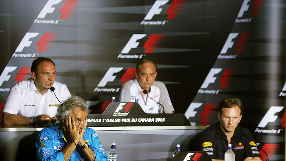 Vier Entscheidungsträger bei der FIA-Pressekonferenz., Foto: Sutton