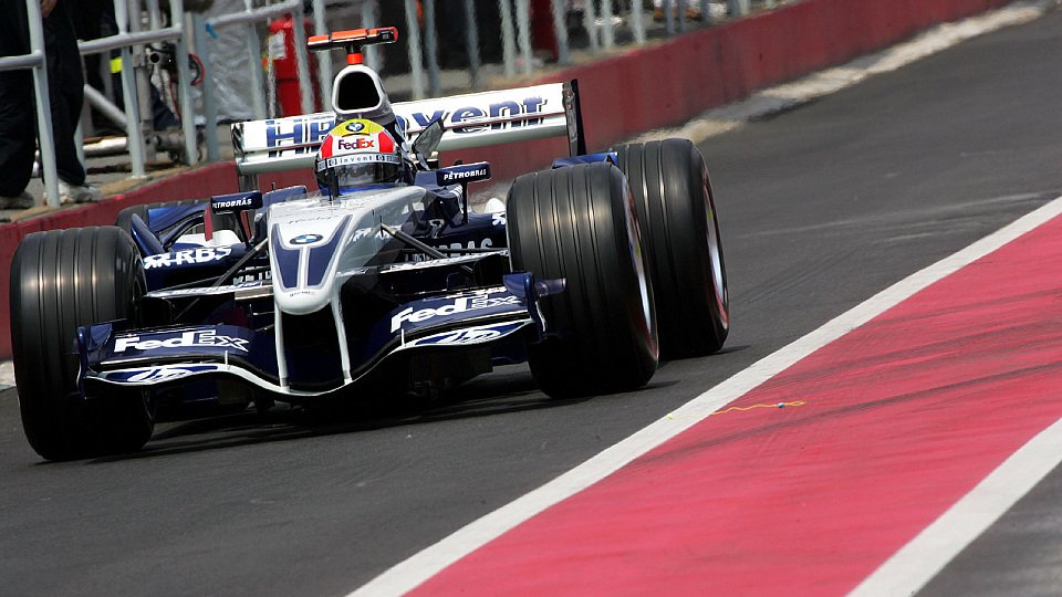 Mark Webber hielt gestern die weiß-blauen Farben hoch., Foto: Sutton