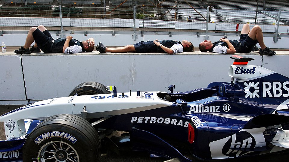 Wenn es heiß wird, macht man auch in der Formel 1 mal eine Pause., Foto: Sutton