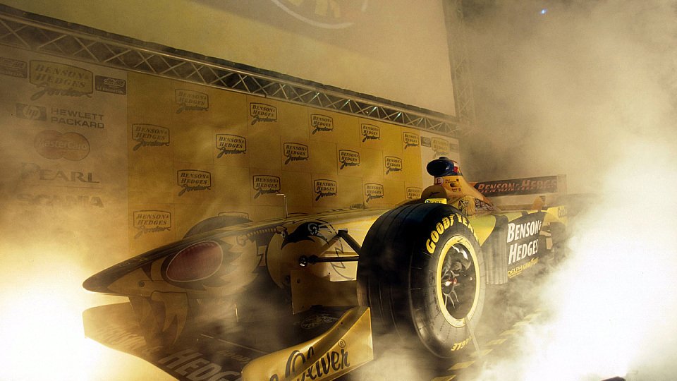 Dunkle Gestalten zogen in der letzten Woche durch die F1-Welt., Foto: Sutton