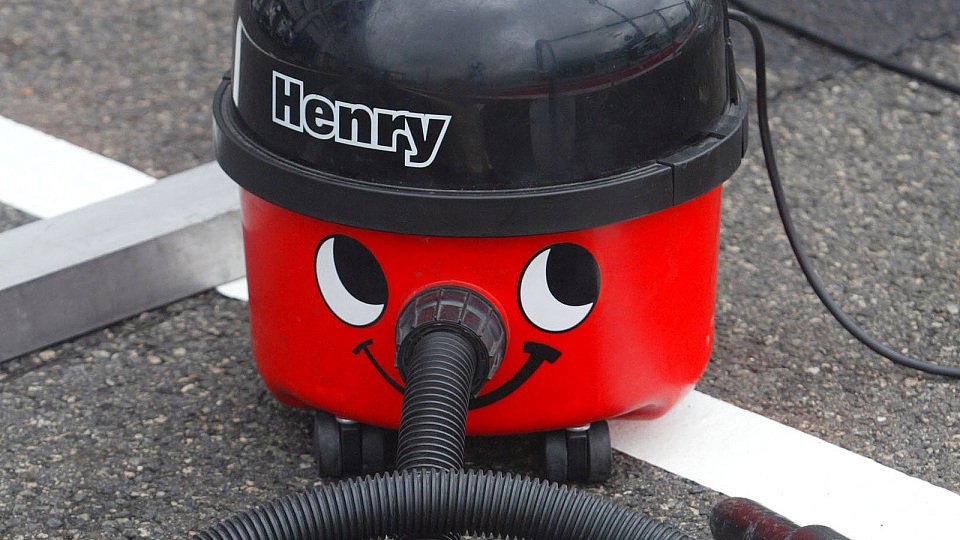 Die Formel 1 möchte jetzt ihr freundliches Gesicht zeigen..., Foto: Sutton